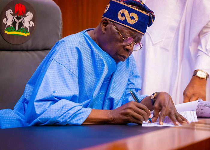 Tinubu 383773