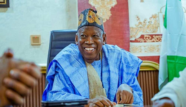 Ganduje 12