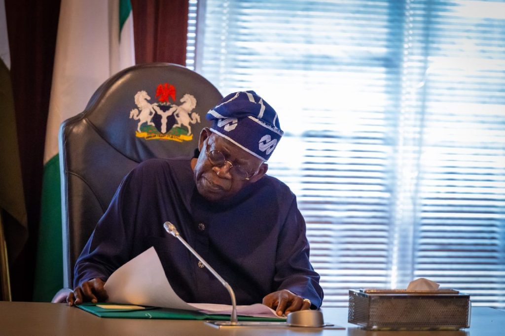 Tinubu 2899