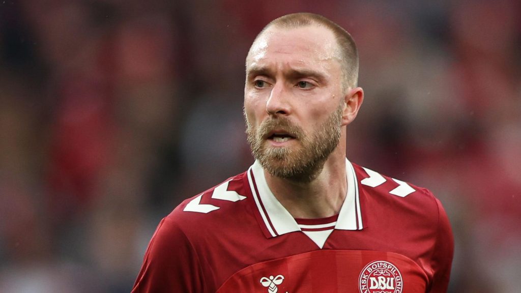 Christian eriksen signs for wolfsburg on free transfer until 2027