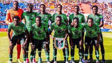 Flying eagles