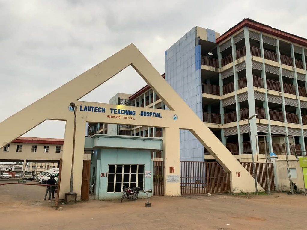 Lautech nurses, midwives begin indefinite strike over minimum wage and welfare