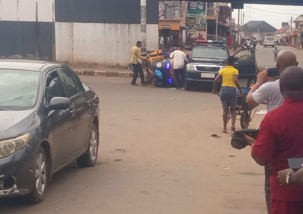 Escort Van Collides With NSCDC Tricycle in Awka