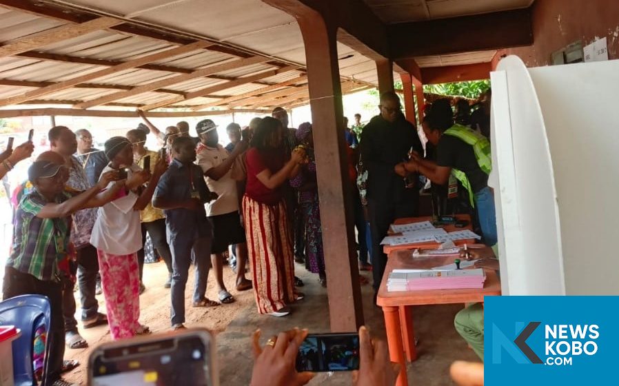 Peter Obi Votes In Agulu